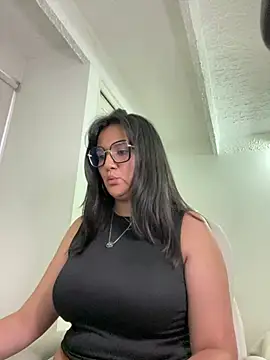 SWEETLILY18 online show from February 26, 2025, 11:09 am