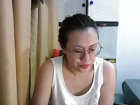 crizzybel online show from October 22, 2025, 5:52 am