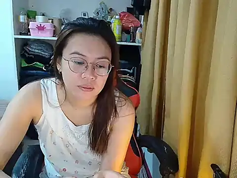 crizzybel online show from March 25, 2026, 6:58 pm