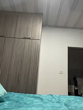 Snapshot of Brunna-Brownn chatting on April 13, 2026, 12:10 pm Brunna-Brownn online show from April 13, 2026, 12:10 pm