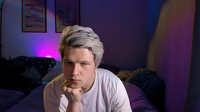 Snapshot of Breston_Sweet chatting on September 22, 2025, 7:49 pm Breston Sweet online show from September 22, 2025, 7:49 pm