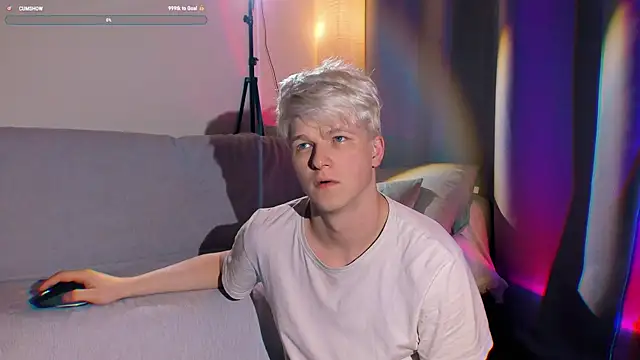 Snapshot of Breston_Sweet chatting on October 23, 2025, 3:06 am Breston Sweet online show from October 23, 2025, 3:06 am