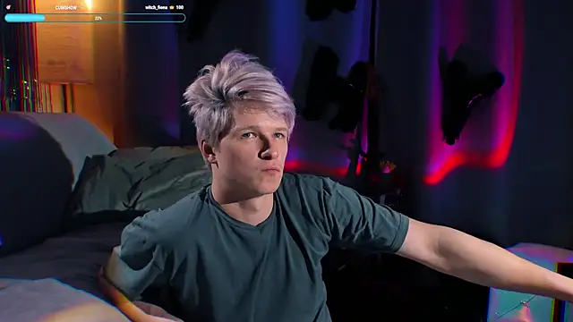 Snapshot of Breston_Sweet chatting on November 26, 2025, 7:04 pm Breston Sweet online show from November 26, 2025, 7:04 pm