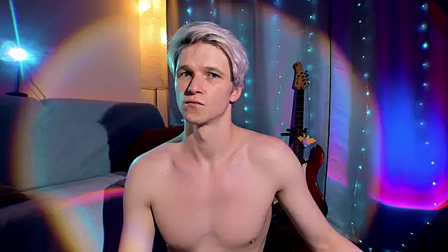 Snapshot of Breston_Sweet chatting on December 13, 2025, 8:14 pm Breston Sweet online show from December 13, 2025, 8:14 pm