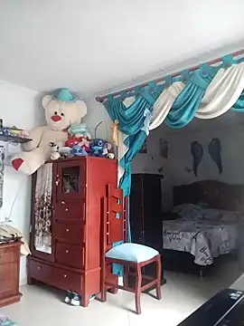 Keyla01  online show from October 1, 2025, 4:46 pm