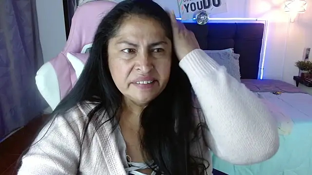 Keyla01  online show from March 9, 2026, 9:13 am