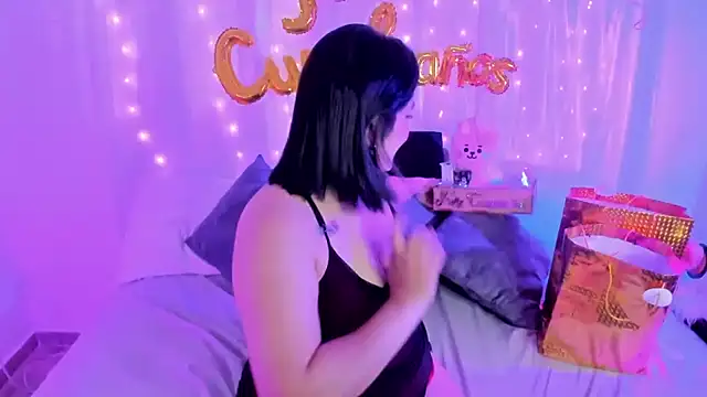 Snapshot of lucy26_ chatting on October 29, 2025, 4:04 am lucy26 online show from October 29, 2025, 4:04 am