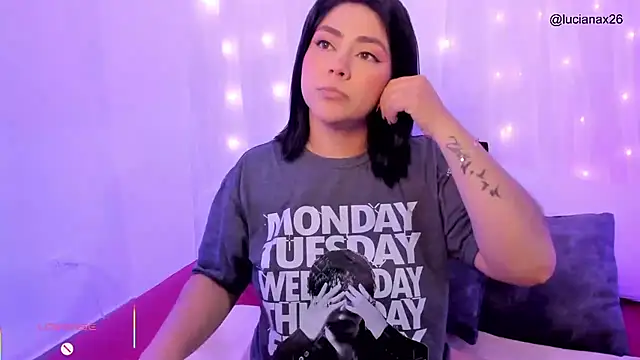 Snapshot of lucy26_ chatting on October 31, 2025, 2:56 am lucy26 online show from October 31, 2025, 2:56 am