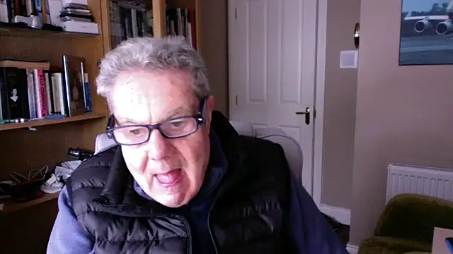 Snapshot of Oldpistolpete chatting on January 10, 2026, 2:19 pm Oldpistolpete online show from January 10, 2026, 2:19 pm