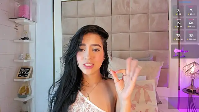 Snapshot of Victoria_adaams chatting on January 29, 2025, 6:28 pm Victoria adaams online show from January 29, 2025, 6:28 pm