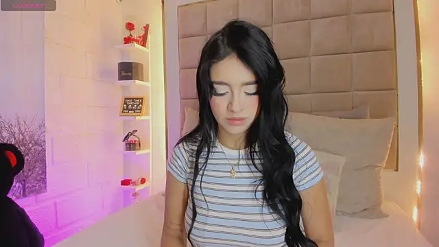 Victoria adaams online show from March 22, 2026, 12:41 pm