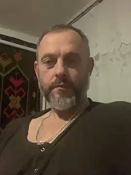 GHsveter online show from November 6, 2025, 10:54 pm