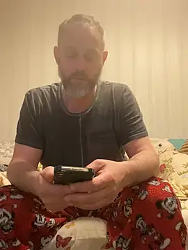 GHsveter online show from April 12, 2026, 11:10 pm