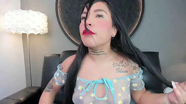 miss vaiolette online show from January 17, 2025, 11:06 am