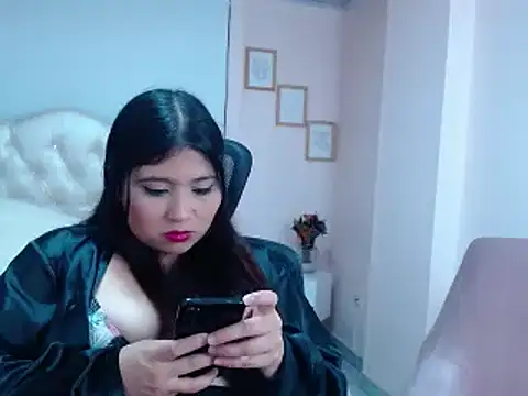 annylouis online show from February 12, 2025, 1:30 am