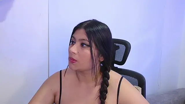 annylouis online show from September 30, 2025, 7:19 pm