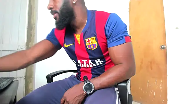 Snapshot of DaleHamilton chatting on February 10, 2025, 4:58 pm DaleHamilton online show from February 10, 2025, 4:58 pm