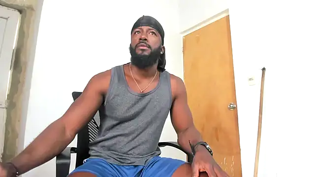 Snapshot of DaleHamilton chatting on February 11, 2025, 3:40 pm DaleHamilton online show from February 11, 2025, 3:40 pm