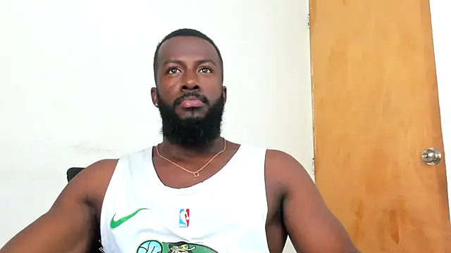 Snapshot of DaleHamilton chatting on February 26, 2025, 4:56 pm DaleHamilton online show from February 26, 2025, 4:56 pm