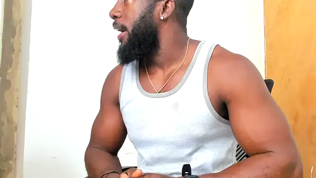 Snapshot of DaleHamilton chatting on March 5, 2025, 4:24 pm DaleHamilton online show from March 5, 2025, 4:24 pm