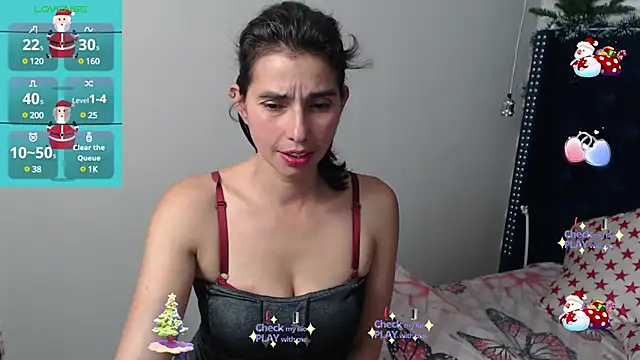 Snapshot of Eva-Williams chatting on December 16, 2024, 8:58 pm Eva-Williams online show from December 16, 2024, 8:58 pm