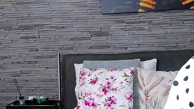AllanaJoy online show from July 16, 2026, 10:54 am