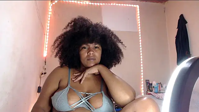 Snapshot of cherry_cleou chatting on March 4, 2026, 5:24 am cherry cleou online show from March 4, 2026, 5:24 am