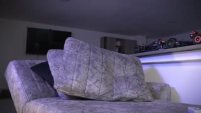 Frank Farrell online show from October 5, 2025, 12:53 am