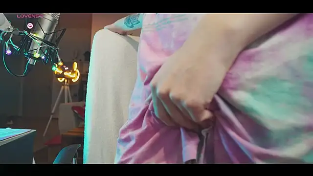 yourprettykate online show from December 20, 2024, 11:10 am