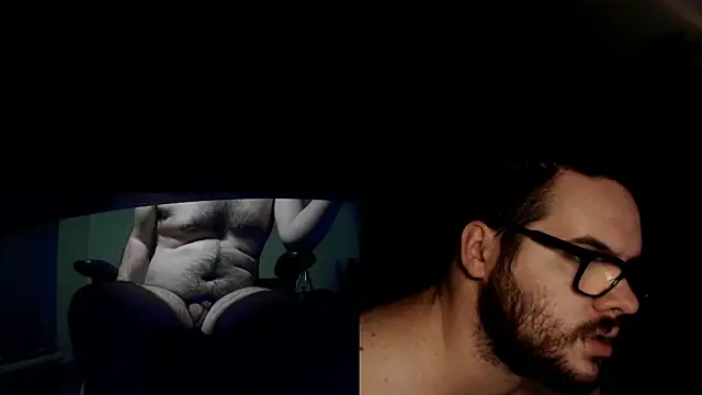 Snapshot of fck_boy123 chatting on December 23, 2025, 4:43 am fck boy123 online show from December 23, 2025, 4:43 am