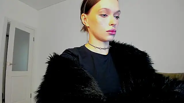 Kossie  online show from October 23, 2025, 6:39 pm