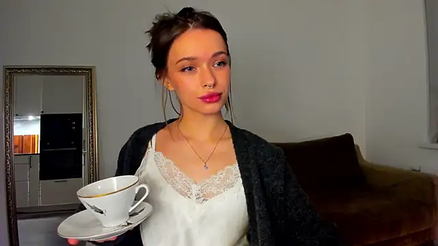 Kossie  online show from November 14, 2025, 4:06 pm