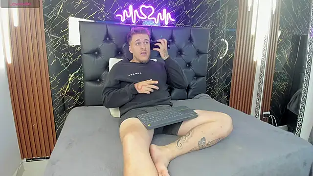 Snapshot of keane_lee chatting on October 27, 2025, 12:09 pm keane lee online show from October 27, 2025, 12:09 pm