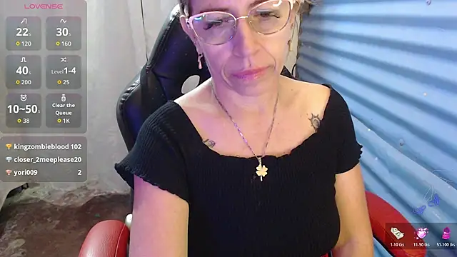 Chayla Ruiz online show from June 16, 2026, 11:29 pm