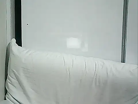 Lhadycarolyn online show from December 19, 2025, 1:23 am