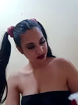 Snapshot of molymeneses chatting on February 17, 2026, 5:37 am molymeneses online show from February 17, 2026, 5:37 am