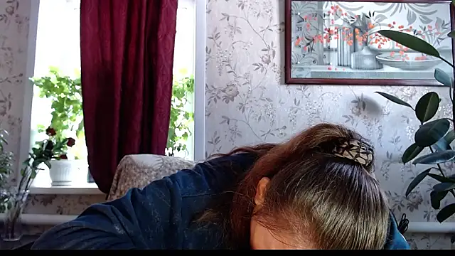 Snapshot of EmilyDoth chatting on March 1, 2026, 5:53 am EmilyDoth online show from March 1, 2026, 5:53 am