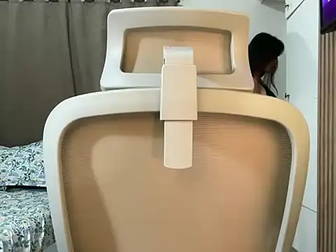 Snapshot of rihanna22 chatting on January 7, 2026, 2:19 pm rihanna22 online show from January 7, 2026, 2:19 pm