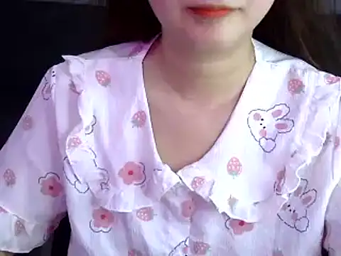 Bee 2k online show from November 11, 2025, 4:45 am