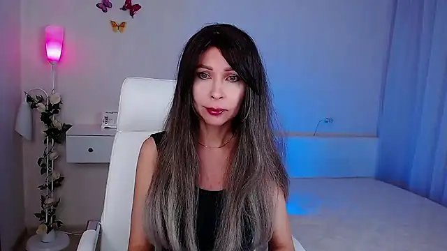 Snapshot of wendifoste chatting on November 27, 2025, 6:21 pm wendifoste online show from November 27, 2025, 6:21 pm