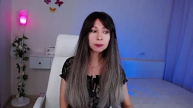 Snapshot of wendifoste chatting on December 15, 2025, 6:45 pm wendifoste online show from December 15, 2025, 6:45 pm