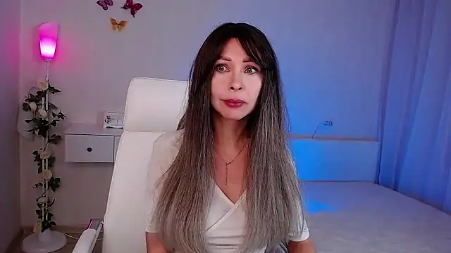 Snapshot of wendifoste chatting on December 17, 2025, 6:47 pm wendifoste online show from December 17, 2025, 6:47 pm