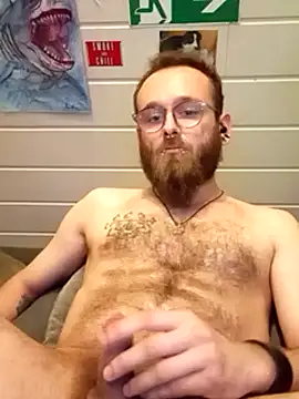 Snapshot of Dust420 chatting on February 26, 2025, 3:32 am Dust420 online show from February 26, 2025, 3:32 am