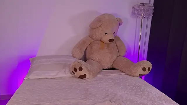 Snapshot of liagirl_cute chatting on March 6, 2026, 3:14 am liagirl cute online show from March 6, 2026, 3:14 am