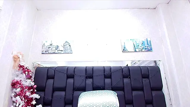  carolina fox online show from January 21, 2025, 6:11 am