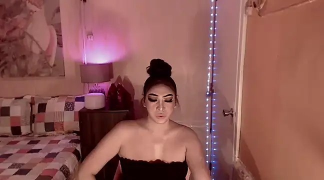 Snapshot of Biancafoxie chatting on February 11, 2025, 10:26 am Biancafoxie online show from February 11, 2025, 10:26 am