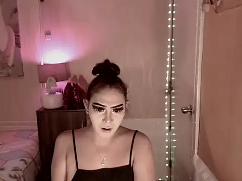 Snapshot of Biancafoxie chatting on September 13, 2025, 8:14 am Biancafoxie online show from September 13, 2025, 8:14 am