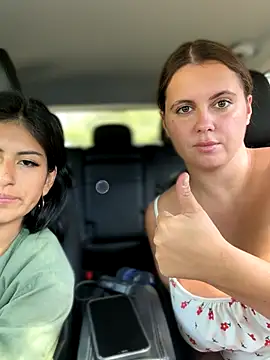 Snapshot of Samantha_official chatting on October 17, 2025, 9:56 am Samantha official online show from October 17, 2025, 9:56 am