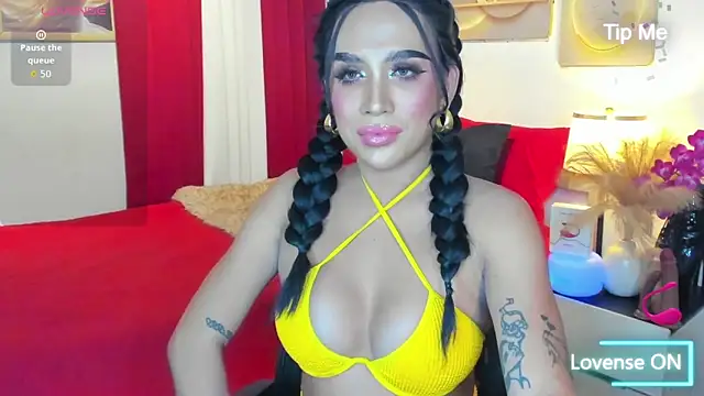 ClassyEllice online show from June 15, 2026, 5:04 pm