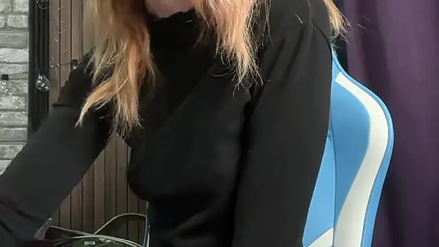 karo123421 online show from February 19, 2026, 9:00 pm